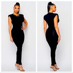J. ELISE BOUTIQUE FITTED BODYCON BLACK POWER SHOULDER SLEEVELESS SOLID JUMPSUIT